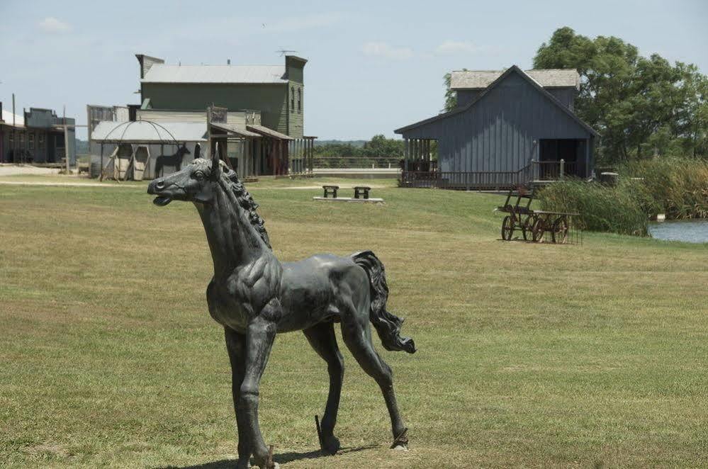 Beaumont Ranch Hotel Grandview Eksteriør billede